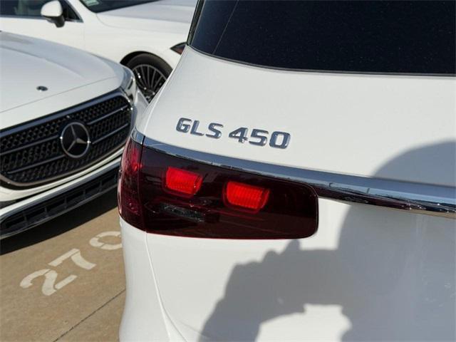 new 2025 Mercedes-Benz GLS 450 car, priced at $96,245