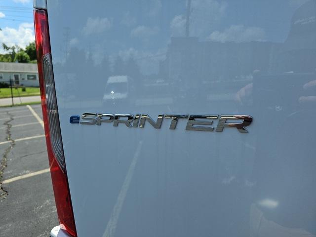new 2024 Mercedes-Benz Sprinter 2500 car, priced at $82,742