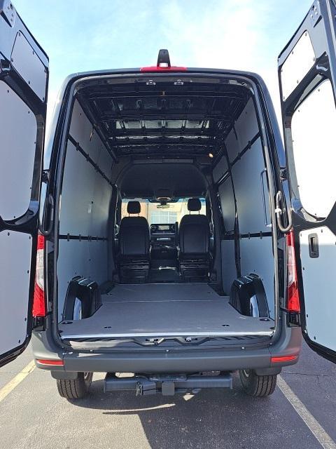 new 2024 Mercedes-Benz Sprinter 2500 car, priced at $82,742