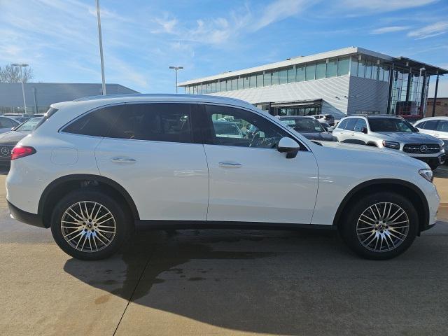 new 2025 Mercedes-Benz GLC 300 car, priced at $54,535