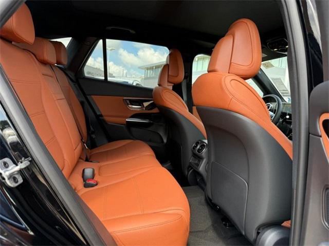 new 2025 Mercedes-Benz GLC 300 car, priced at $54,105