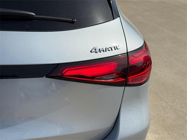 new 2025 Mercedes-Benz GLC 300 car, priced at $59,795