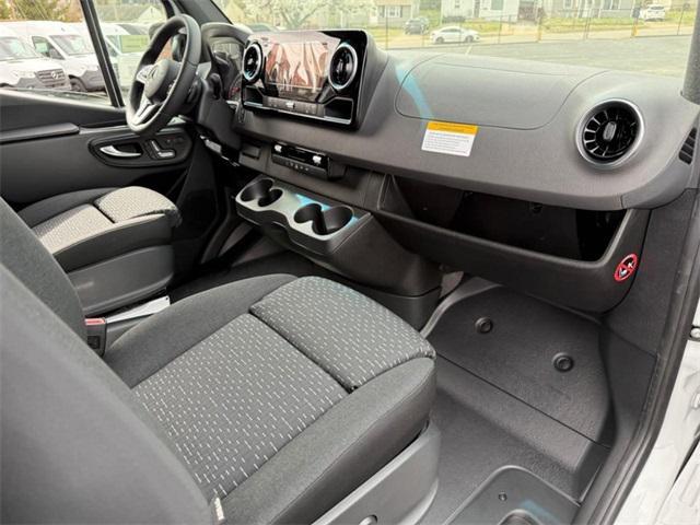 new 2024 Mercedes-Benz Sprinter 3500 car, priced at $76,686