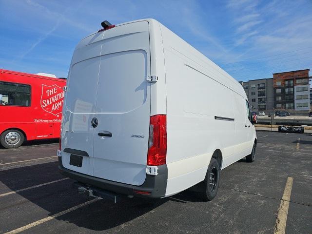 new 2024 Mercedes-Benz Sprinter 3500 car, priced at $76,686