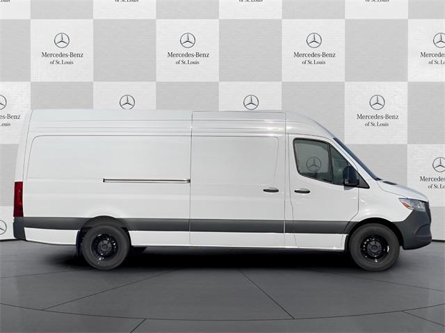 new 2025 Mercedes-Benz Sprinter 2500 car, priced at $69,179