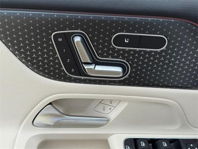 new 2025 Mercedes-Benz GLB 250 car, priced at $49,595