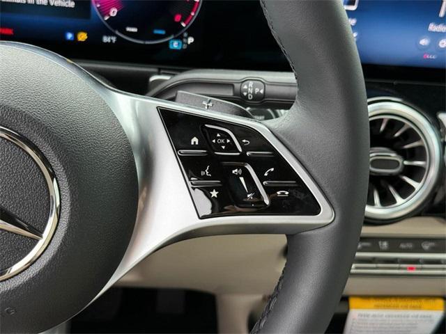 new 2025 Mercedes-Benz GLB 250 car, priced at $49,595