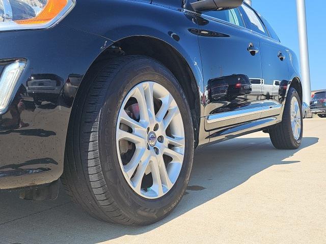 used 2016 Volvo XC60 car, priced at $9,909