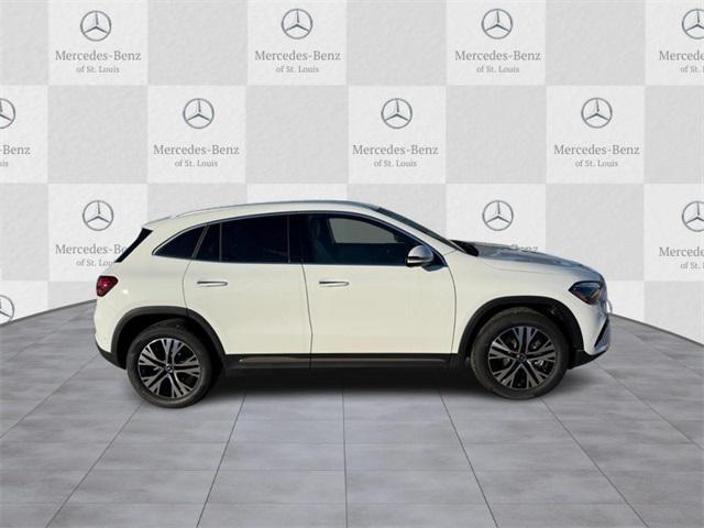 new 2025 Mercedes-Benz GLA 250 car, priced at $47,295