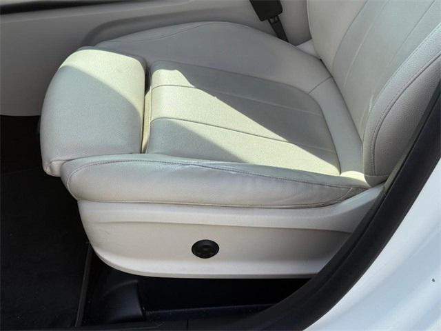 used 2021 Mercedes-Benz GLA 250 car, priced at $28,009