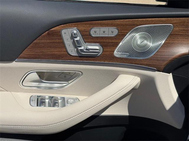new 2025 Mercedes-Benz GLE 450e car, priced at $80,810