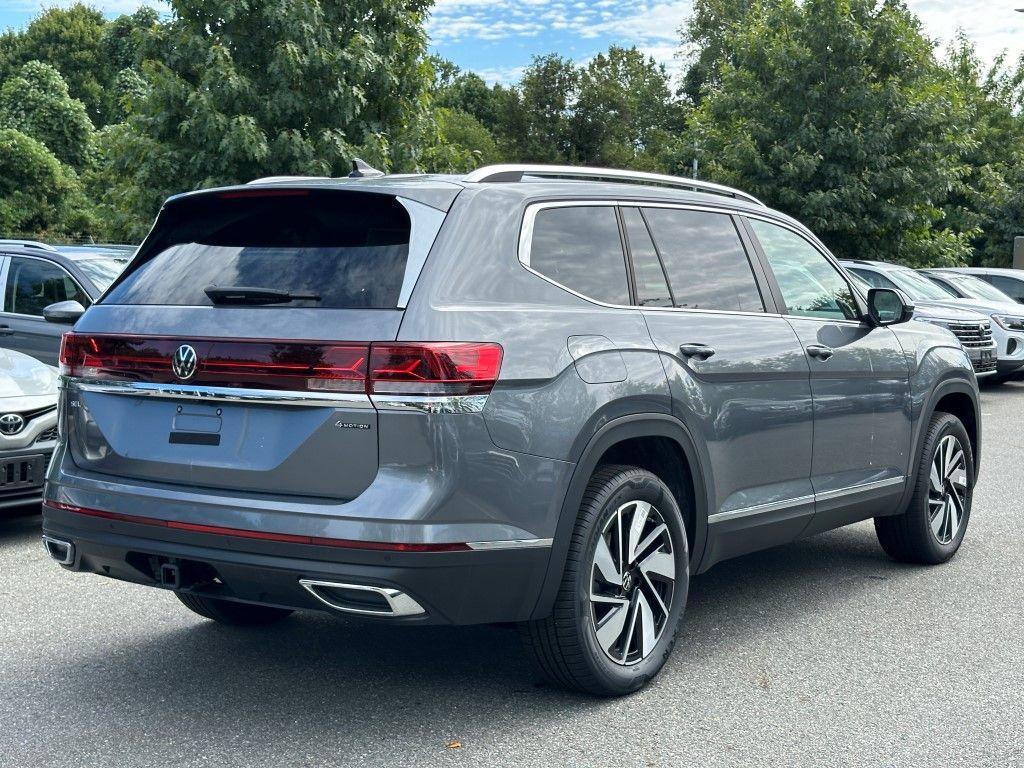 new 2024 Volkswagen Atlas car, priced at $44,381