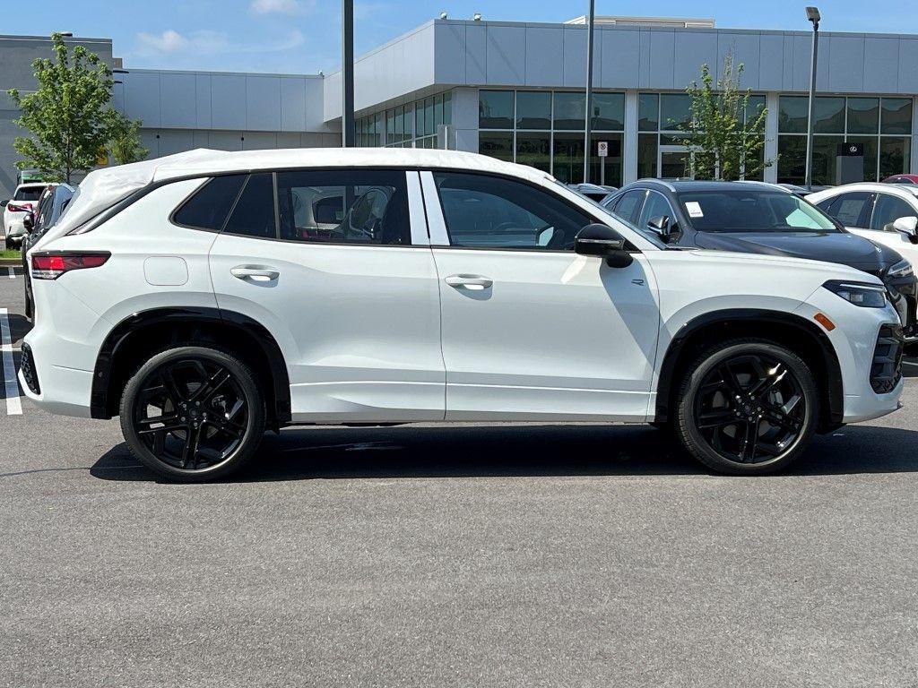 new 2025 Volkswagen Tiguan car, priced at $37,179
