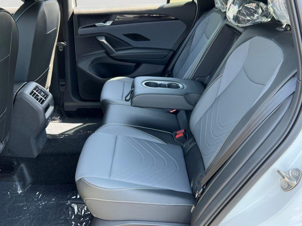 new 2025 Volkswagen Tiguan car, priced at $36,429