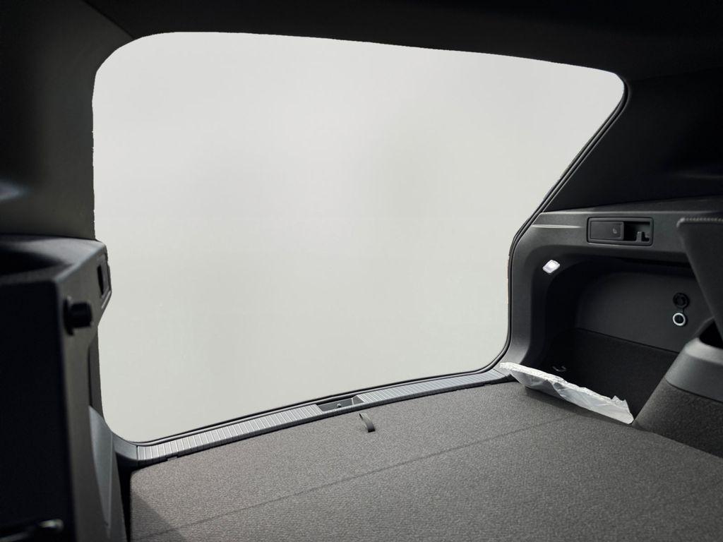 new 2025 Volkswagen Tiguan car, priced at $34,243