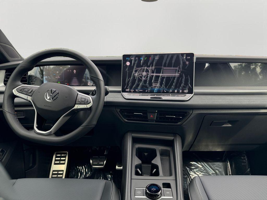 new 2025 Volkswagen Tiguan car, priced at $34,243