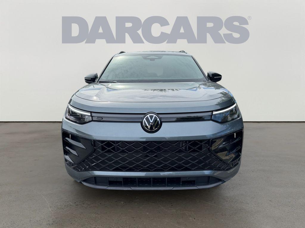 new 2025 Volkswagen Tiguan car, priced at $34,243