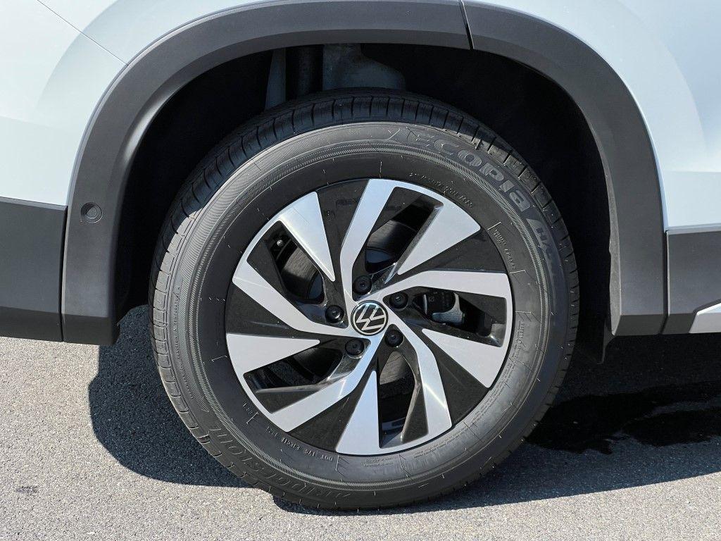 new 2025 Volkswagen Tiguan car, priced at $29,521