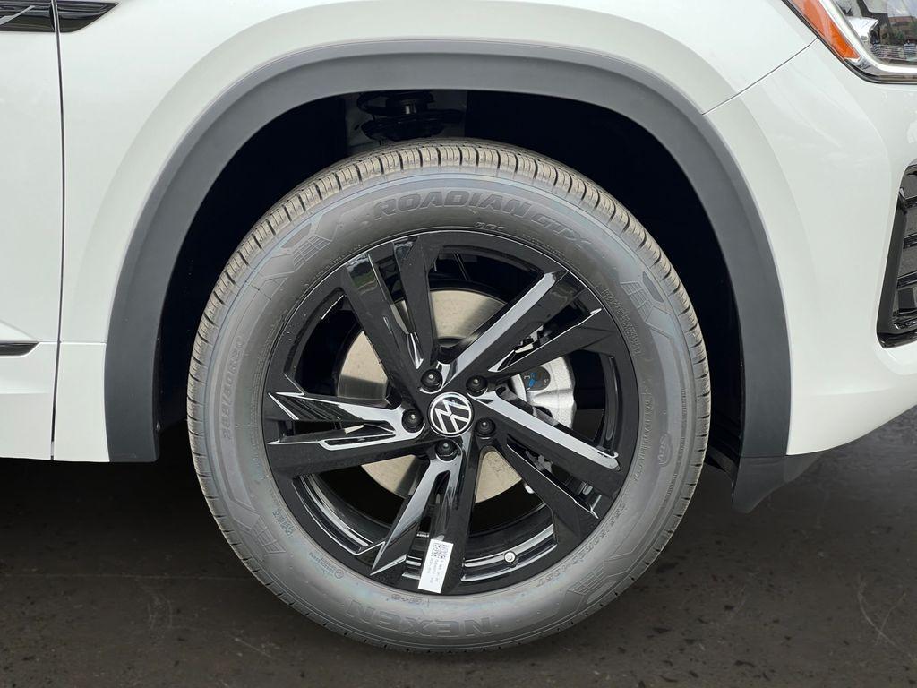 new 2026 Volkswagen Atlas Cross Sport car, priced at $51,490