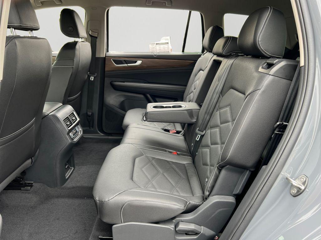 new 2026 Volkswagen Atlas car, priced at $46,655