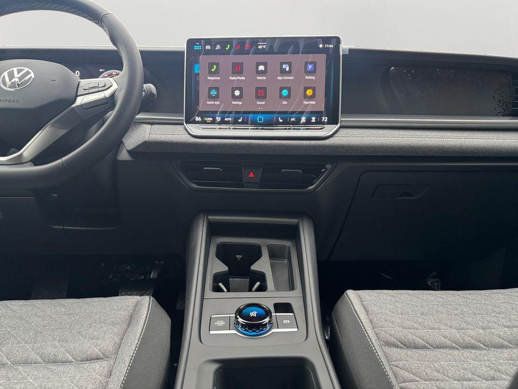 new 2026 Volkswagen Tiguan car, priced at $31,600