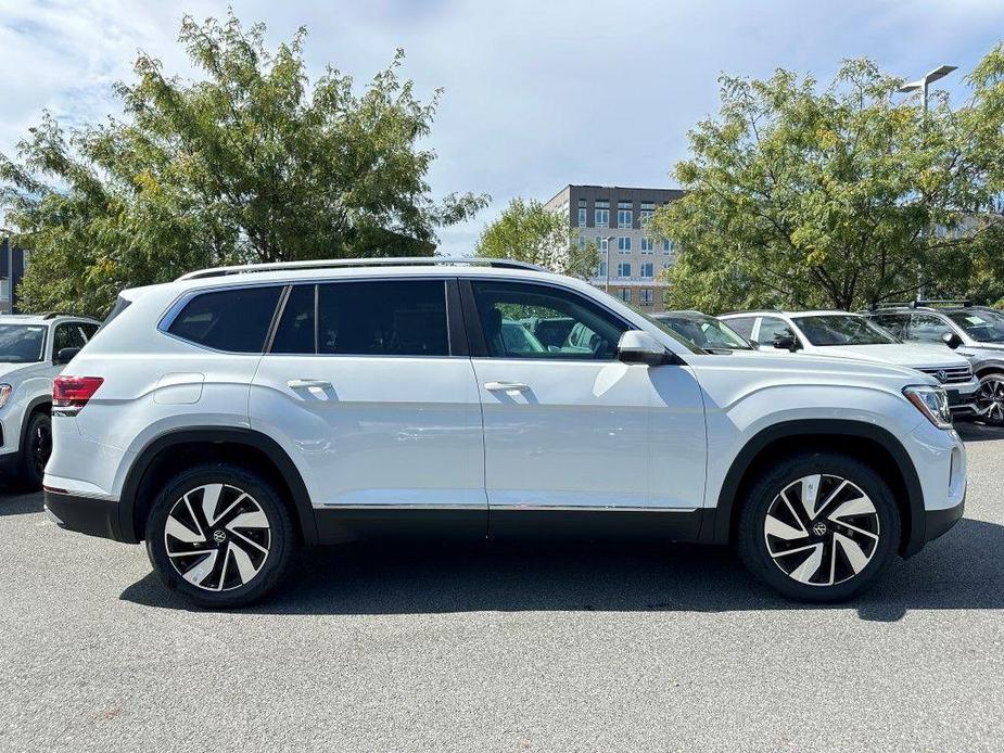 new 2024 Volkswagen Atlas car, priced at $44,672