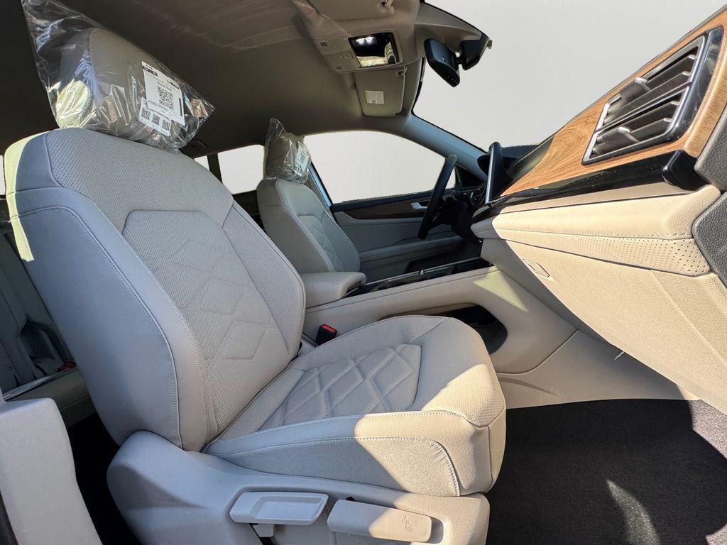 new 2026 Volkswagen Atlas car, priced at $40,733