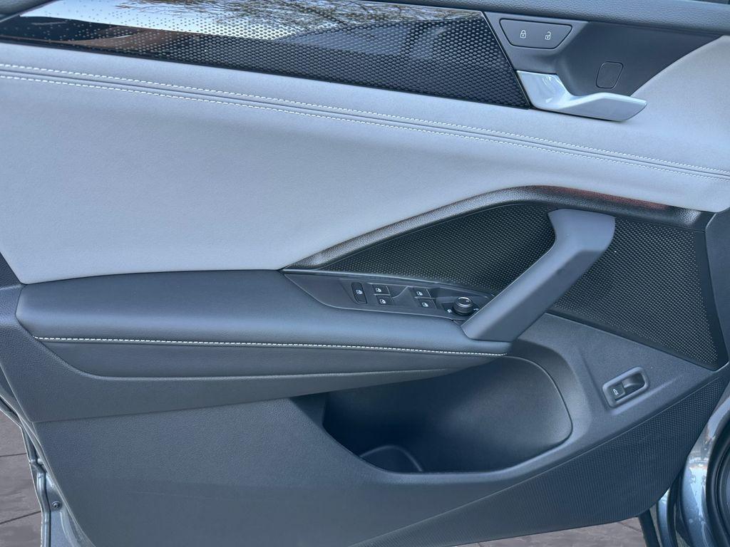 new 2025 Volkswagen Tiguan car, priced at $34,907