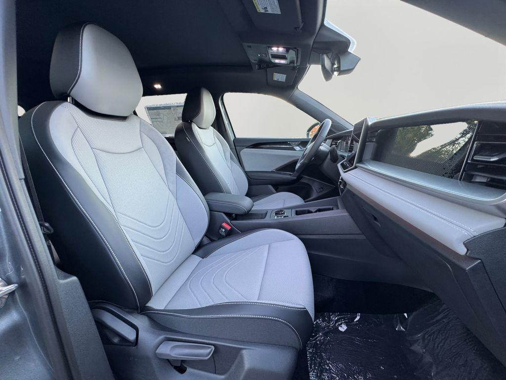 new 2025 Volkswagen Tiguan car, priced at $34,907