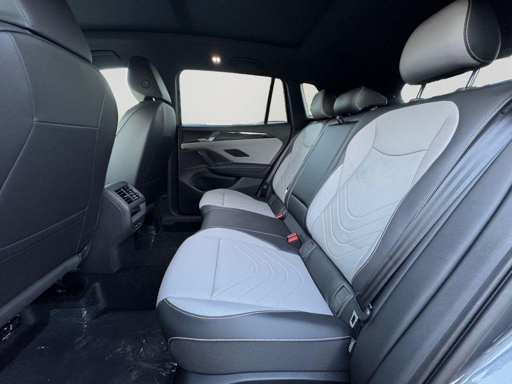 new 2025 Volkswagen Tiguan car, priced at $34,907