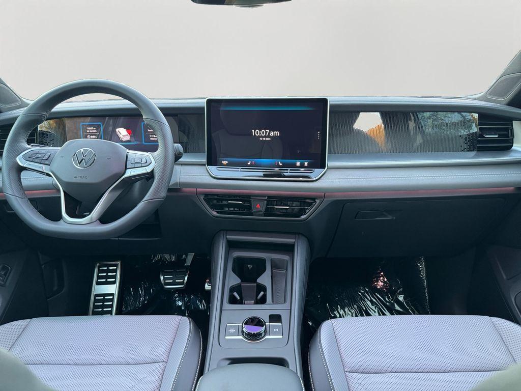 new 2025 Volkswagen Tiguan car, priced at $34,907