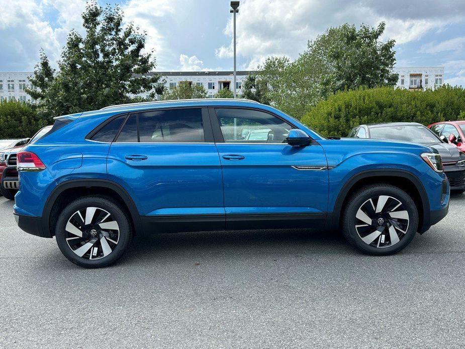 new 2024 Volkswagen Atlas Cross Sport car, priced at $38,146