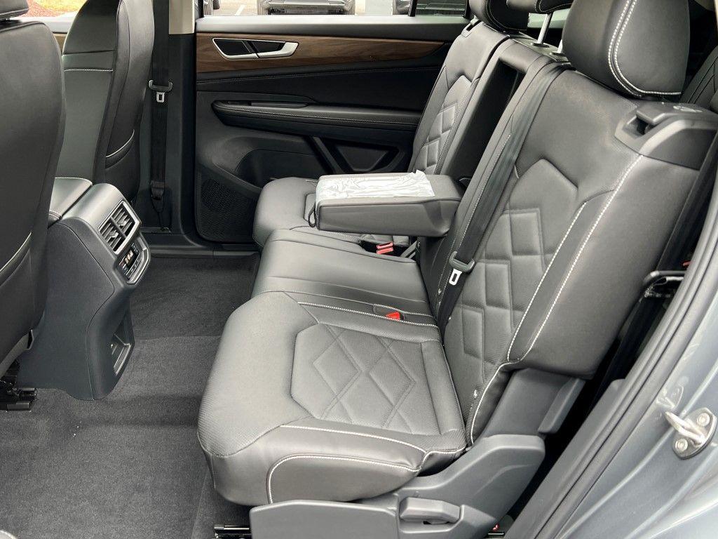 new 2025 Volkswagen Atlas car, priced at $35,813