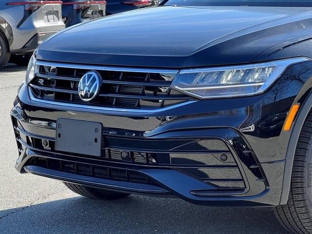 new 2024 Volkswagen Tiguan car, priced at $36,821