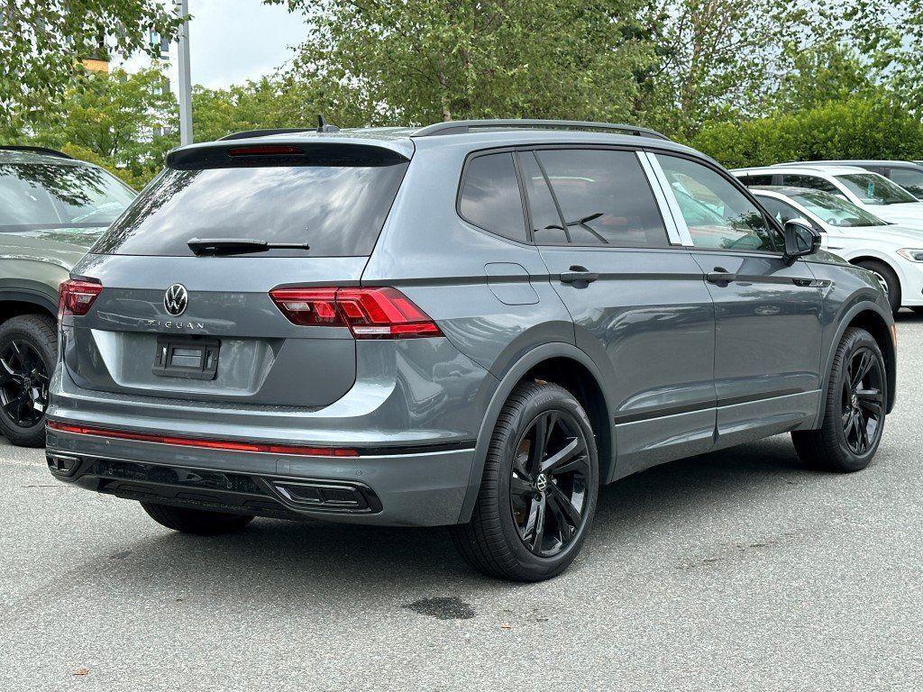 new 2024 Volkswagen Tiguan car, priced at $31,242