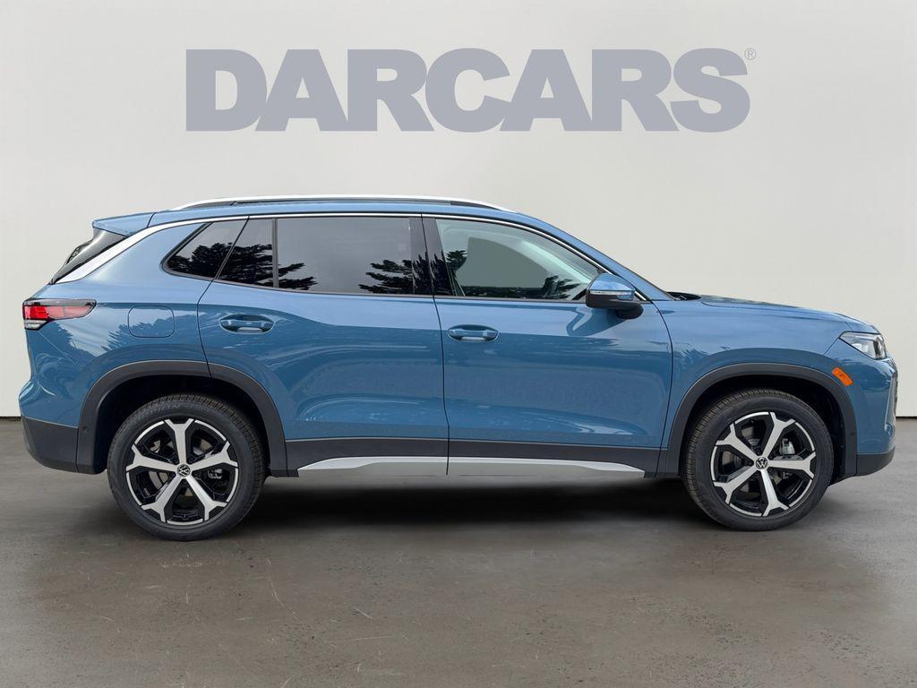 new 2025 Volkswagen Tiguan car, priced at $32,653