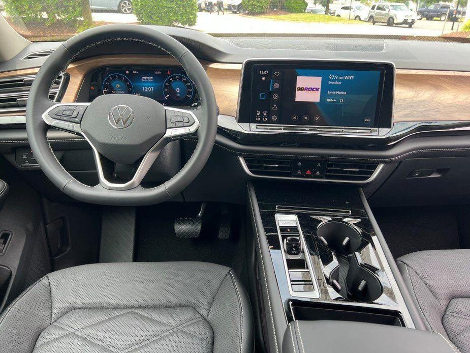 new 2024 Volkswagen Atlas car, priced at $40,051