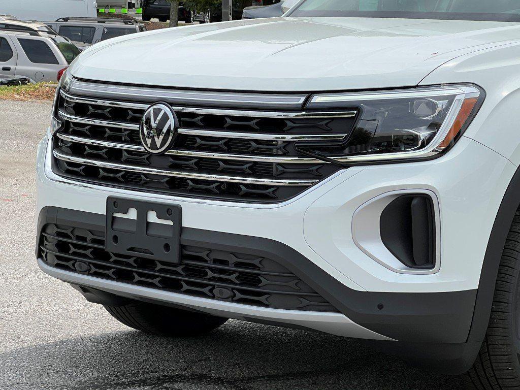 new 2024 Volkswagen Atlas car, priced at $40,051