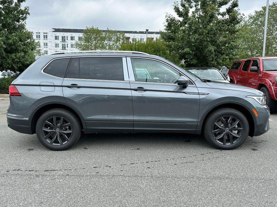 new 2024 Volkswagen Tiguan car, priced at $30,829