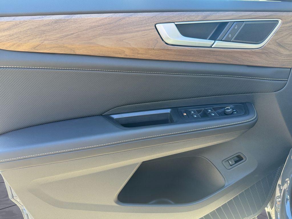 new 2026 Volkswagen Atlas car, priced at $46,166