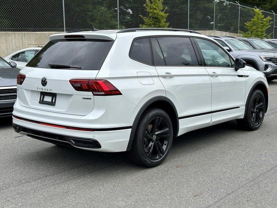 new 2024 Volkswagen Tiguan car, priced at $35,986