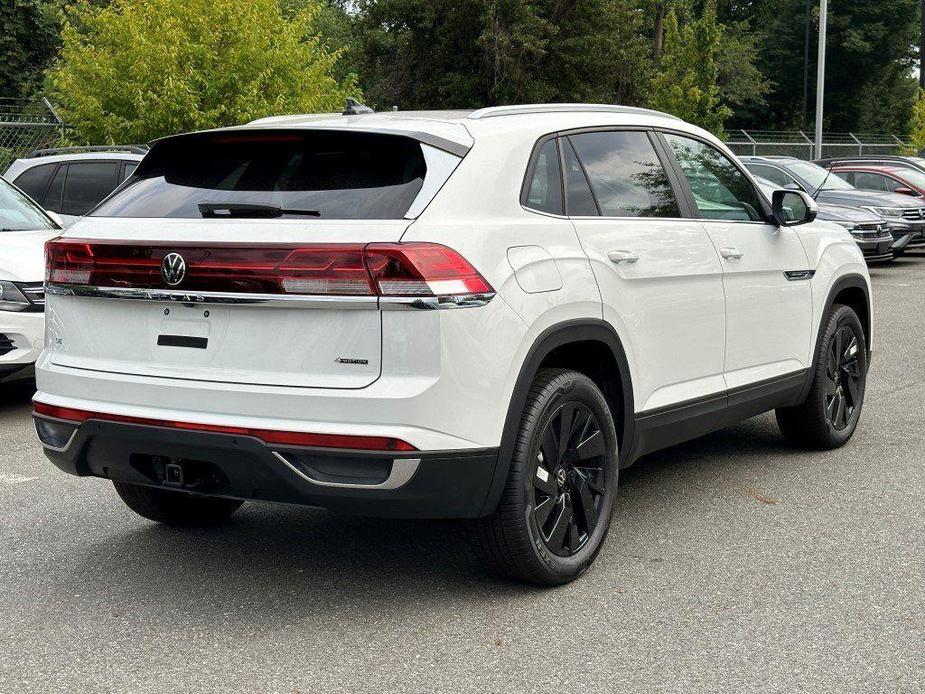 new 2024 Volkswagen Atlas Cross Sport car, priced at $39,690