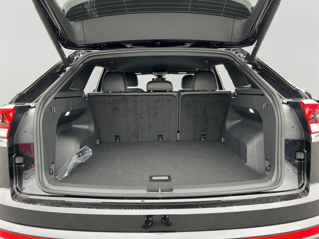 new 2026 Volkswagen Atlas Cross Sport car, priced at $43,622