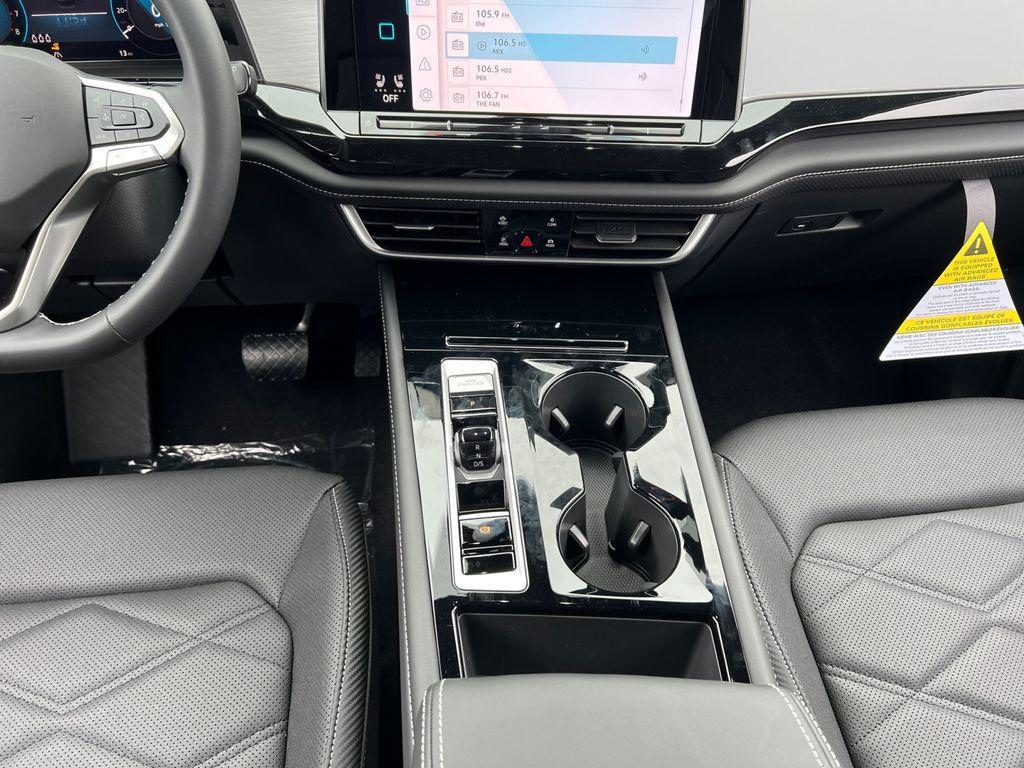 new 2026 Volkswagen Atlas Cross Sport car, priced at $43,622