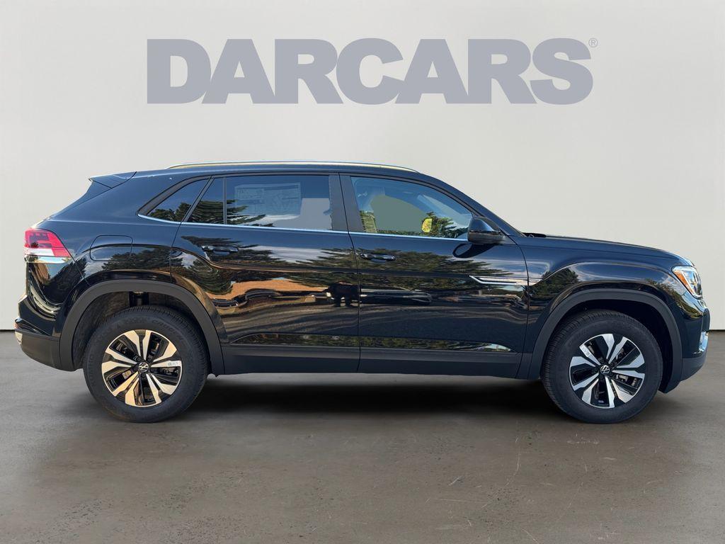 new 2026 Volkswagen Atlas Cross Sport car, priced at $37,511