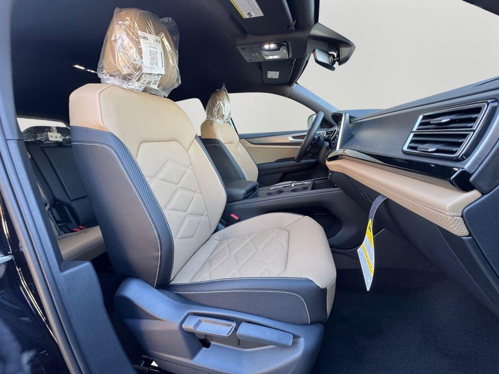 new 2026 Volkswagen Atlas Cross Sport car, priced at $37,511