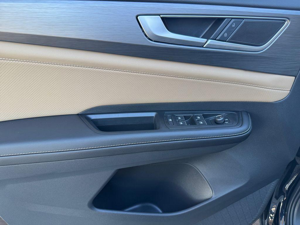 new 2026 Volkswagen Atlas Cross Sport car, priced at $37,511