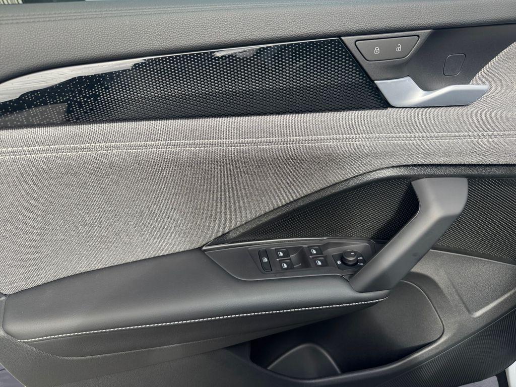 new 2025 Volkswagen Tiguan car, priced at $28,630