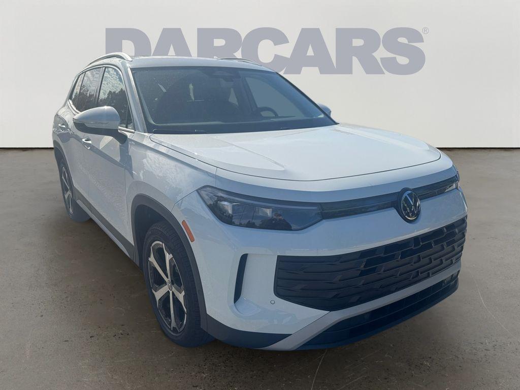 new 2025 Volkswagen Tiguan car, priced at $32,242