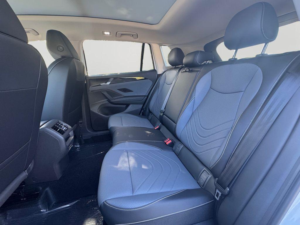 new 2025 Volkswagen Tiguan car, priced at $32,242